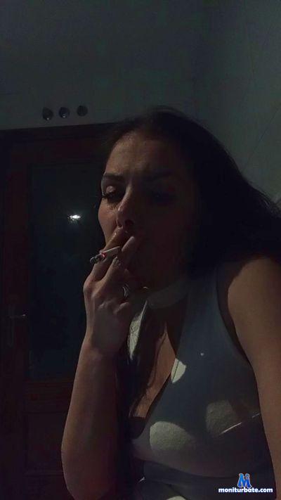Tu_morenaza cam4 bisexual performer from Kingdom of Spain  