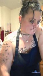 MnK4HotFun cam4 livecam show performer room profile