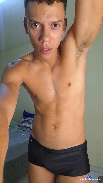 NOVINHOgym cam4 gay performer from Federative Republic of Brazil  