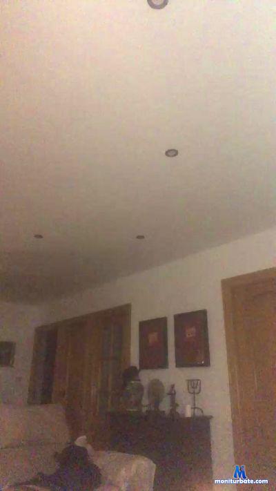 Klhalessy33 cam4 bicurious performer from Kingdom of Spain  