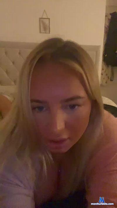 AlexisStone cam4 straight performer from United Kingdom of Great Britain & Northern Ireland  