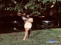 RainhaNatural cam4 live cam performer profile