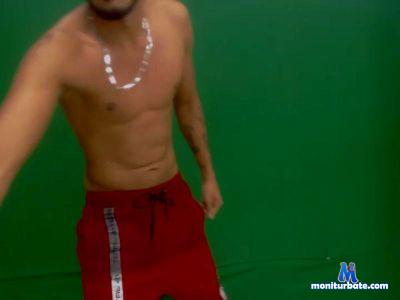broken__hearts cam4 straight performer from Republic of Colombia  