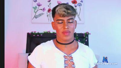 kytiin cam4 bisexual performer from Republic of Colombia  