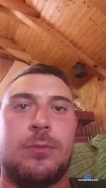 Zagonjan cam4 livecam show performer room profile