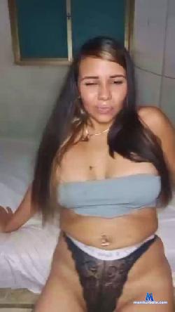 Danna_23 cam4 live cam performer profile