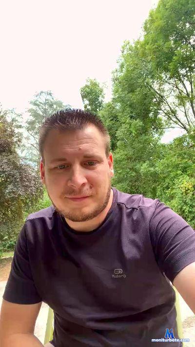 Symon_sex82 cam4 straight performer from Republic of Italy Venuta amateu 