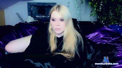 sophierooy2 cam4 bisexual performer from Republic of Colombia blowjob ass masturbation AssToMouth pussy feet deepthroat 