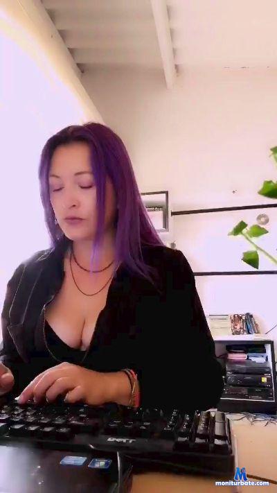 Sophie639 cam4 bicurious performer from Republic of Colombia  