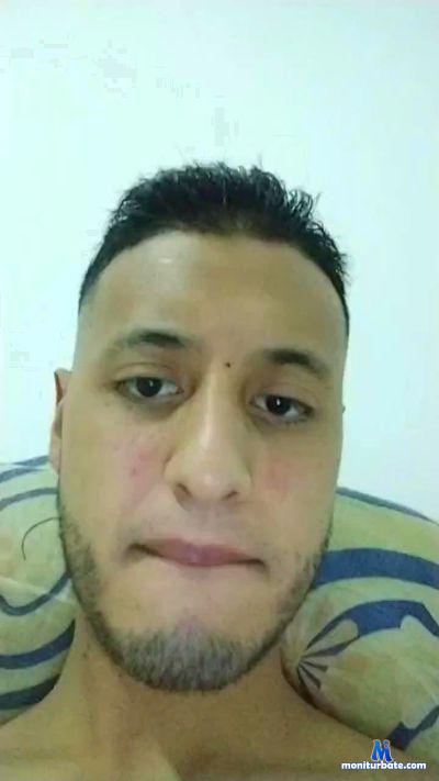 juam29 cam4 bicurious performer from Republic of Colombia  