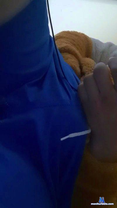carlitos24hot cam4 gay performer from Republic of Chile  