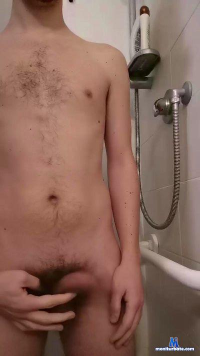 SEXY_BB69 cam4 bicurious performer from Republic of Italy  