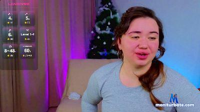 SelineStar cam4 bisexual performer from French Republic spanking analtoys feet cute striptease C2C masturbation 