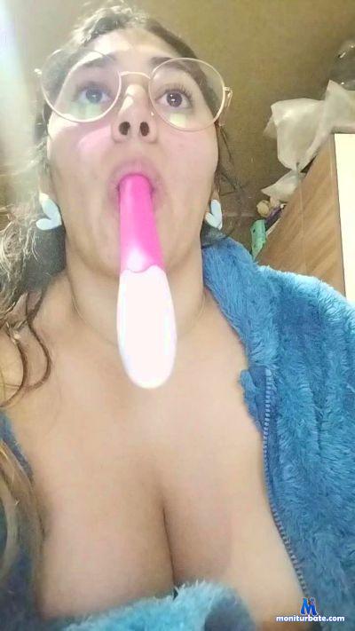 Gigi_32 cam4 straight performer from Republic of Chile  