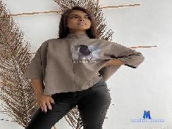 AlexiaAndMeia cam4 live cam performer profile