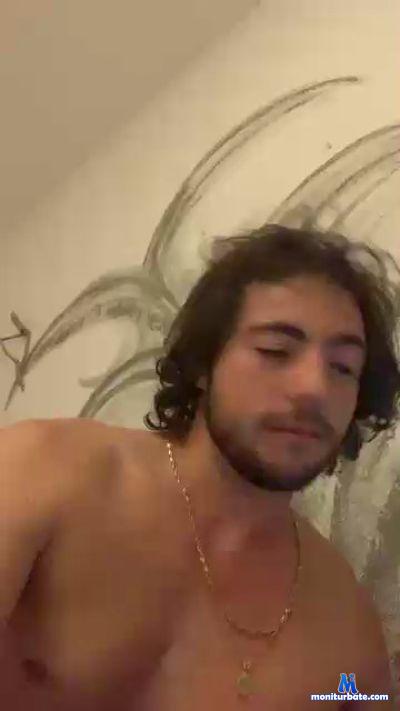 Baldolupetto cam4 bisexual performer from Republic of Italy  