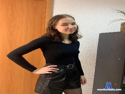 AnnamariaCorsi cam4 bicurious performer from French Republic striptease masturbation squirt femdom pee anal bdsm 
