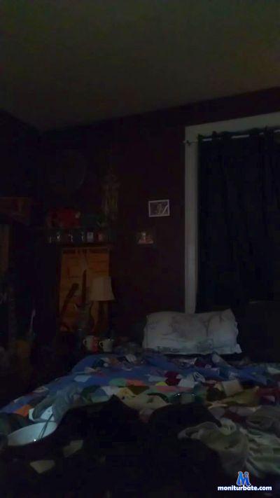 Lunaticck74 cam4 bicurious performer from United States of America  
