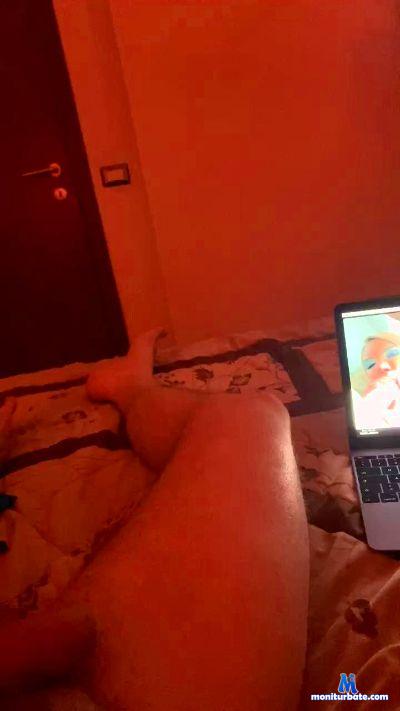 laysla2 cam4 bisexual performer from Republic of Italy 2trans 