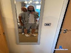 Daddyandboy32 cam4 live cam performer profile