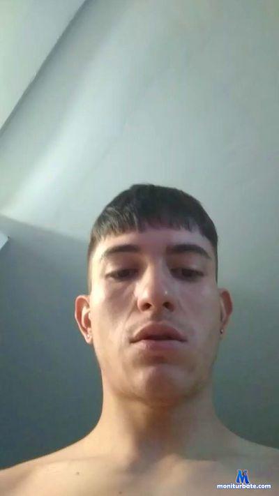 Tyrone_01 cam4 bicurious performer from United States of America feet amateur cute cum smoke masturbation C2C 