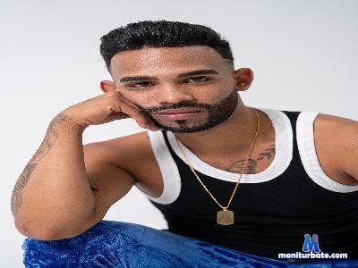 dominic_anasis cam4 bicurious performer from Republic of Colombia armpits masturbation cum spanking blowjob ass smoke 