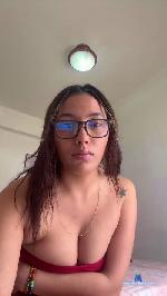 glowing_kimm cam4 livecam show performer room profile