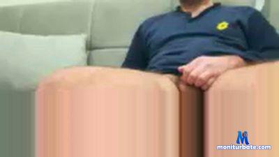 JOBIG30 cam4 bisexual performer from Republic of Italy  