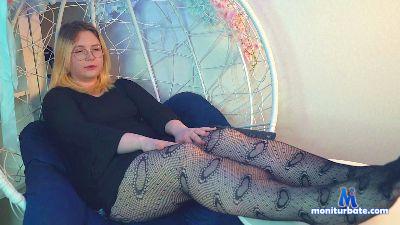 ErleneCrafts cam4 bisexual performer from United States of America armpits schoolgirl smoke cute spanking striptease C2C 