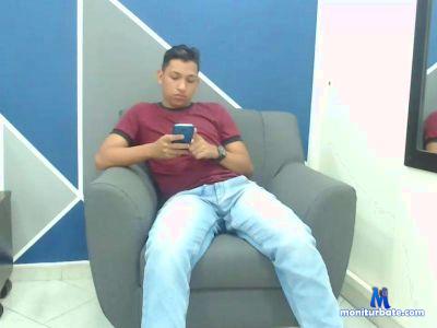 Cj_Naughty cam4 gay performer from United States of America  