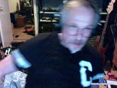 Grov_Kuk cam4 straight performer from Kingdom of Sweden  