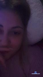 giahot1 cam4 livecam show performer room profile