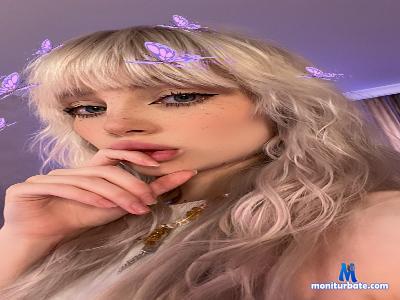 Lisa_Babymetal cam4 bisexual performer from French Republic spanking cute anal C2C deepthroat masturbation squirt 