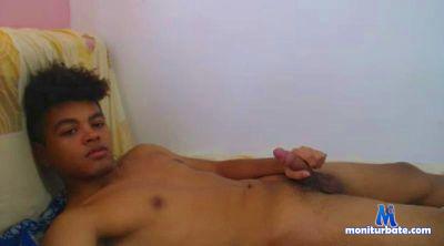 jams74 cam4 gay performer from Republic of Chile  