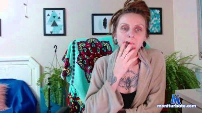 NaturalQueen3 cam4 bisexual performer from Kingdom of Spain hairy natural lovense ltattoo livetouch hairyarmpits 