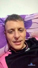 MikeGary21 cam4 livecam show performer room profile