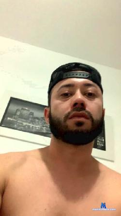 Hotlarino cam4 live cam performer profile