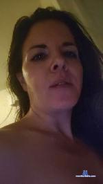 Iveru1379 cam4 livecam show performer room profile