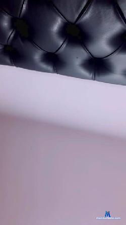 Tianaa22x cam4 live cam performer profile