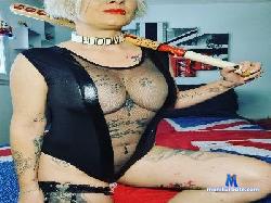 Harleyquinn27 cam4 live cam performer profile