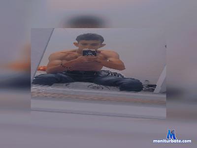 bruno_bigcock66 cam4 straight performer from United States of America milk masturbation smoke taboo pee cum feet 