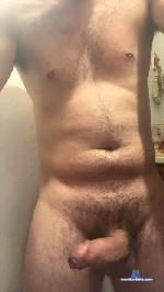 Voglios069 cam4 livecam show performer room profile