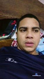 Maximiliano95 cam4 livecam show performer room profile