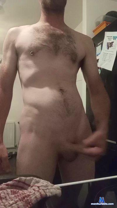 veeman7inch cam4 straight performer from United Kingdom of Great Britain & Northern Ireland  