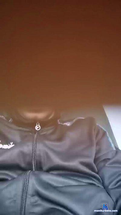 Gigi7589 cam4 bisexual performer from French Republic  