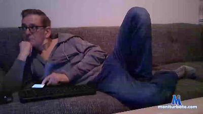 Alixjade cam4 bisexual performer from United Kingdom of Great Britain & Northern Ireland  