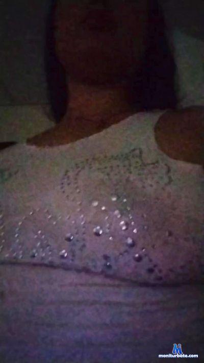 Gisseb28 cam4 bicurious performer from Republic of Colombia  