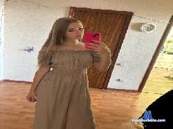 CorrinRunnells cam4 live cam performer profile