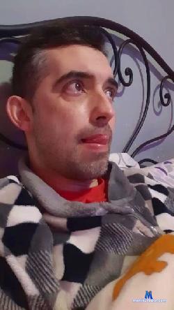 chico_hot35 cam4 live cam performer profile