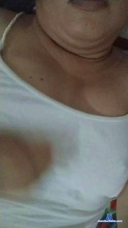 Emi_sexyhot cam4 live cam performer profile